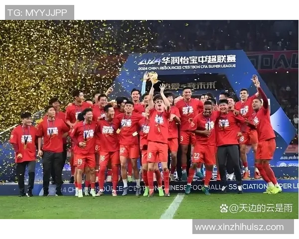 热爱祖国的足球明星们在绿茵场上书写传奇与荣耀